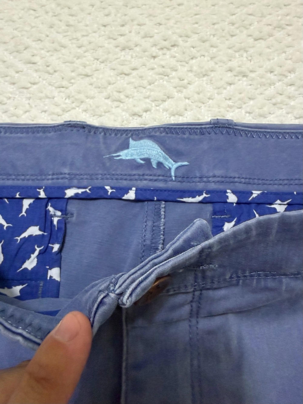 Tommy Bahama Boracay Cargo Shorts Port Side Blue Men’s Size 33 NWT - Picture 9 of 12